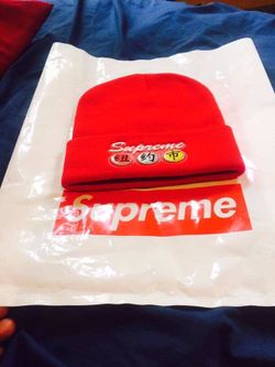 Supreme hat