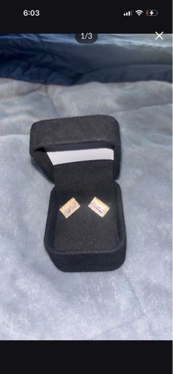 10k gold earrings last supper