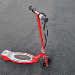 Razor Electric Scooter 1yr Old