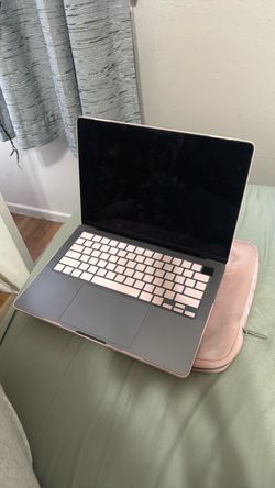 MacBook Pro 14”