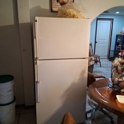 Fridge