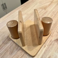 Wooden Napkin Holder Salt Pepper Shaker Set