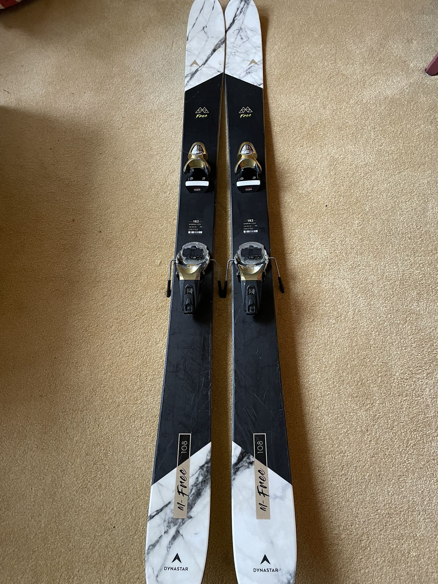 Dynastar M-Free 108 W/ Look Pivot 15
