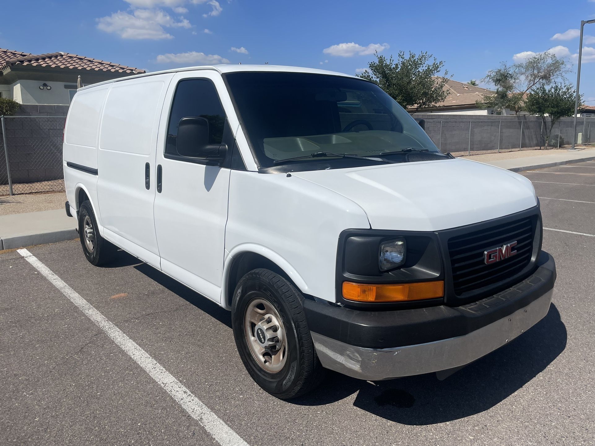 Carpet cleaning machine