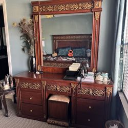 Dressing Table Dresser With Mirror And Seat Drawers Storage Space Brown And Golden Unique 