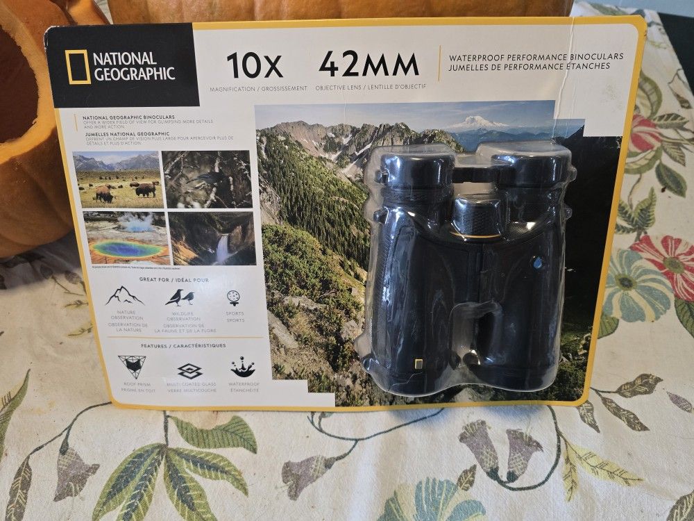 National Geographic 10x 42mm Waterproof Performance Binoculars