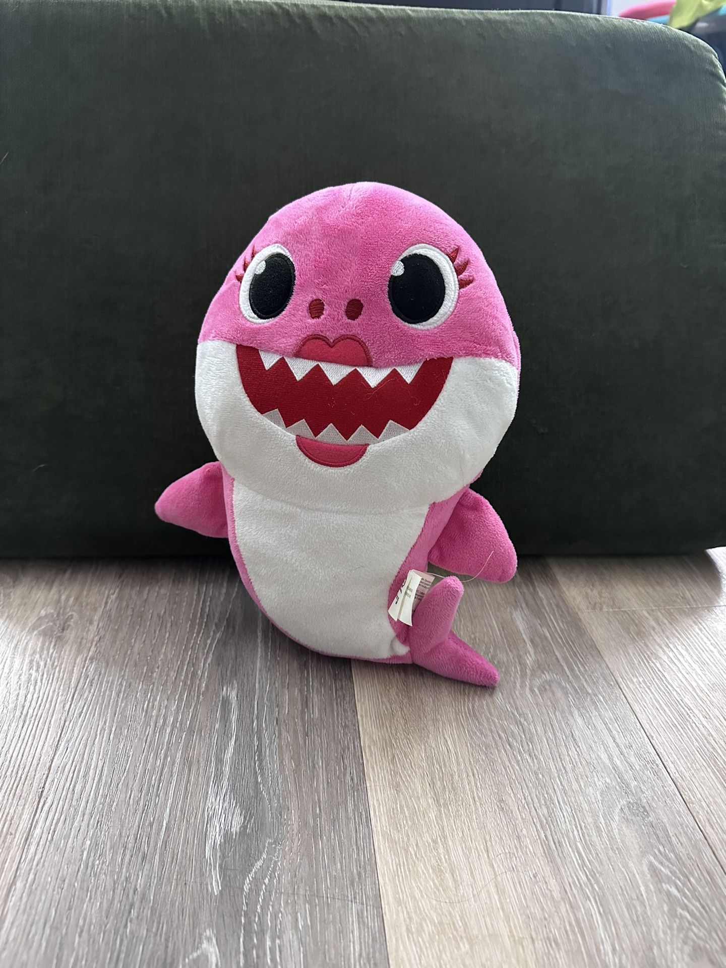 Mama Shark Plush (No Sound Box)
