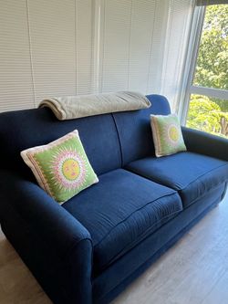 La-Z-boy Blue Couch