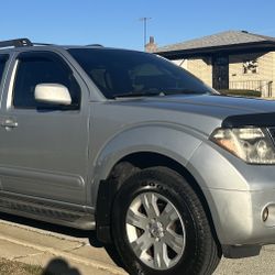2005 Nissan Pathfinder