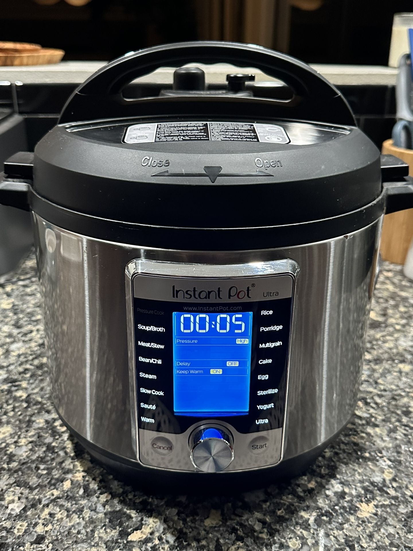 InstaPot 6 Quart 7-in-1 Pressure Cooker