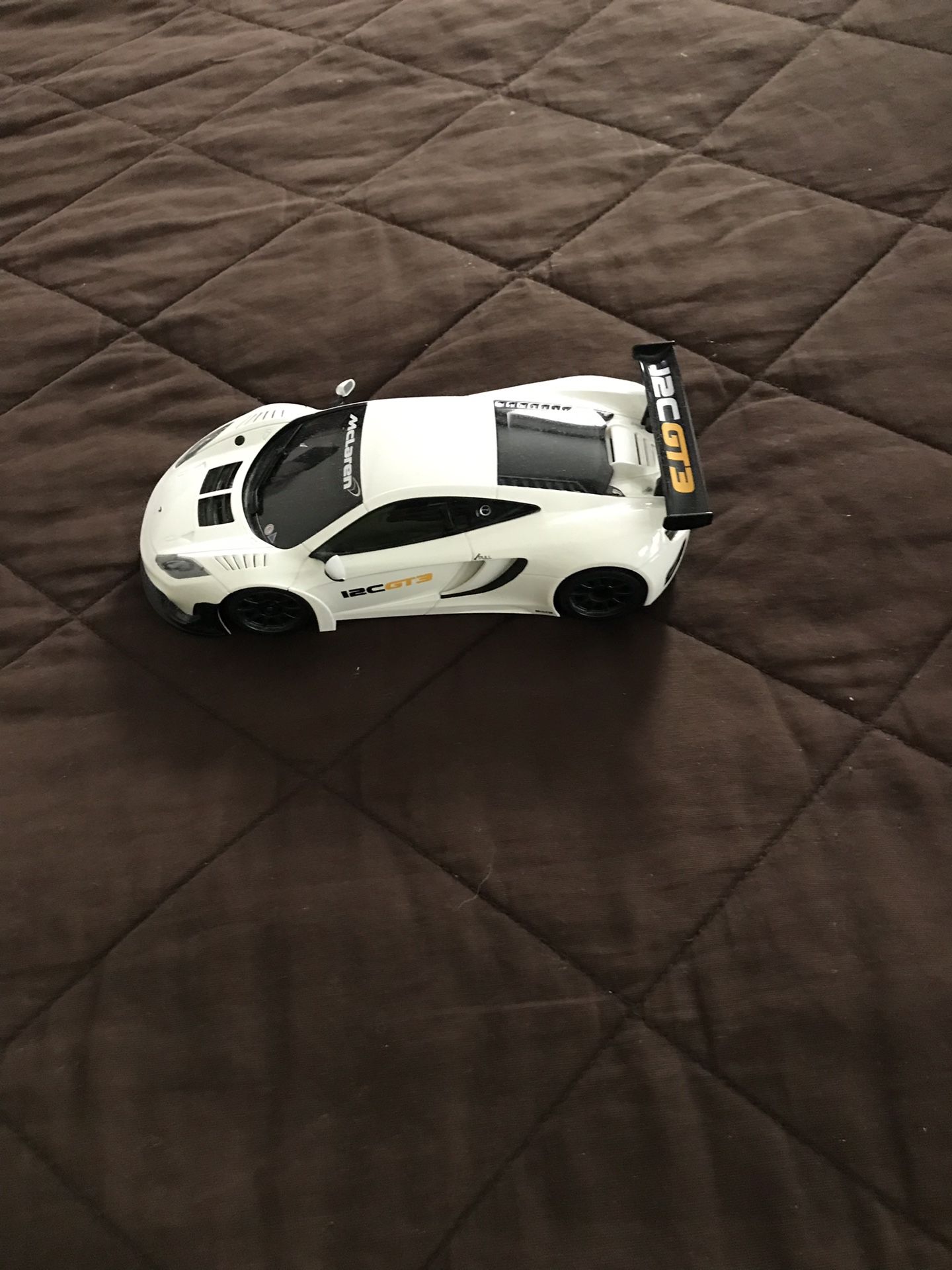 KYOSHO MR03 RWD McLaren 12c G3 2013 White Tradyset