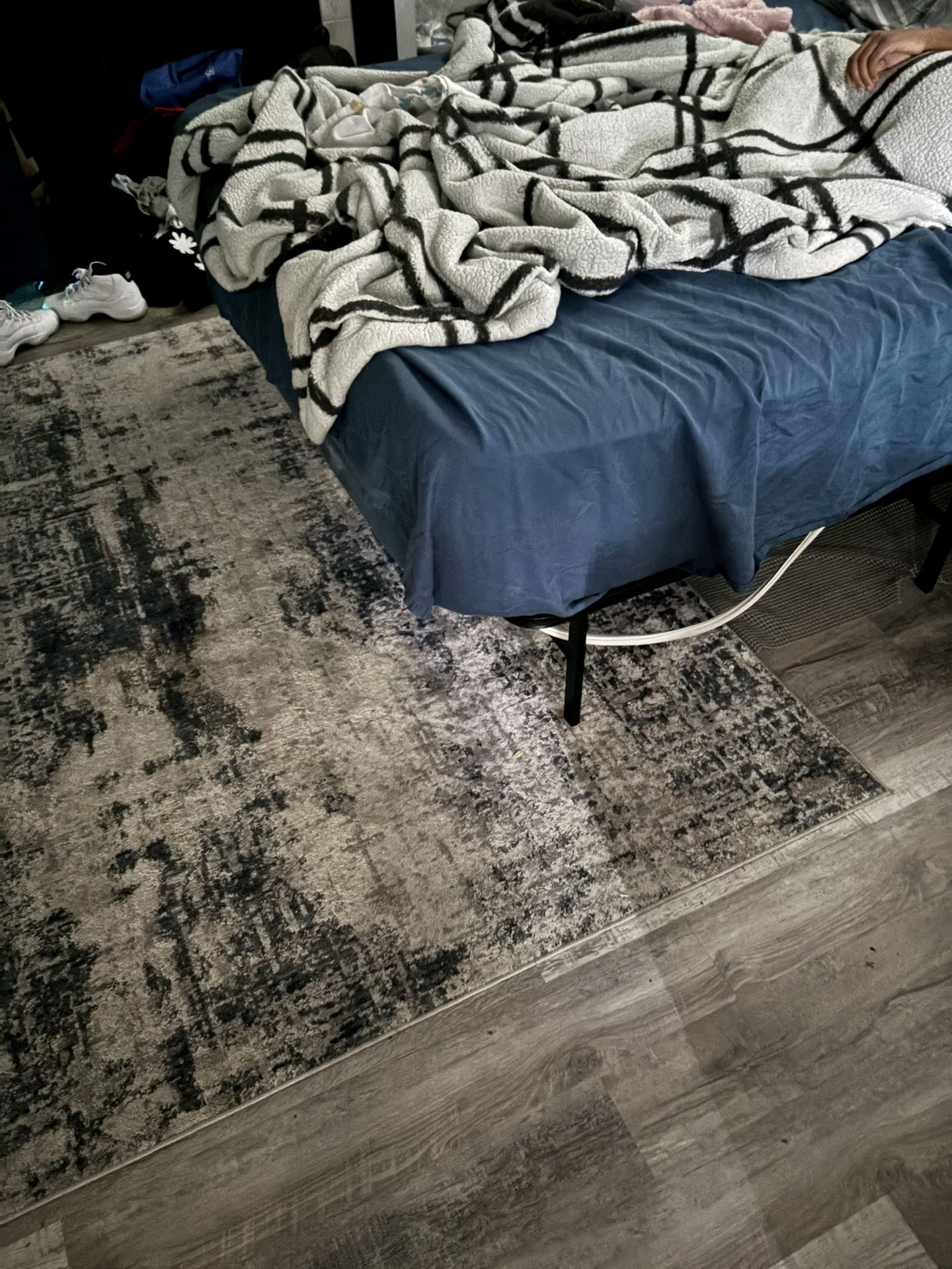 Mattress(tempur pedic) Box Spring Headboard And Rug