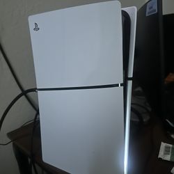 PS5 Slim 1TB Disk Version -One Controller -2games
