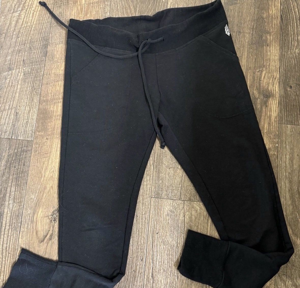 Free People Cropped Joggers, Black. Size Xs. Loose Waistband