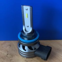 Headlights H11