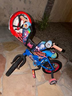 Spidey boys bike with helmet