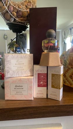 Jafra perfume de mujer $35 cada uno /Each