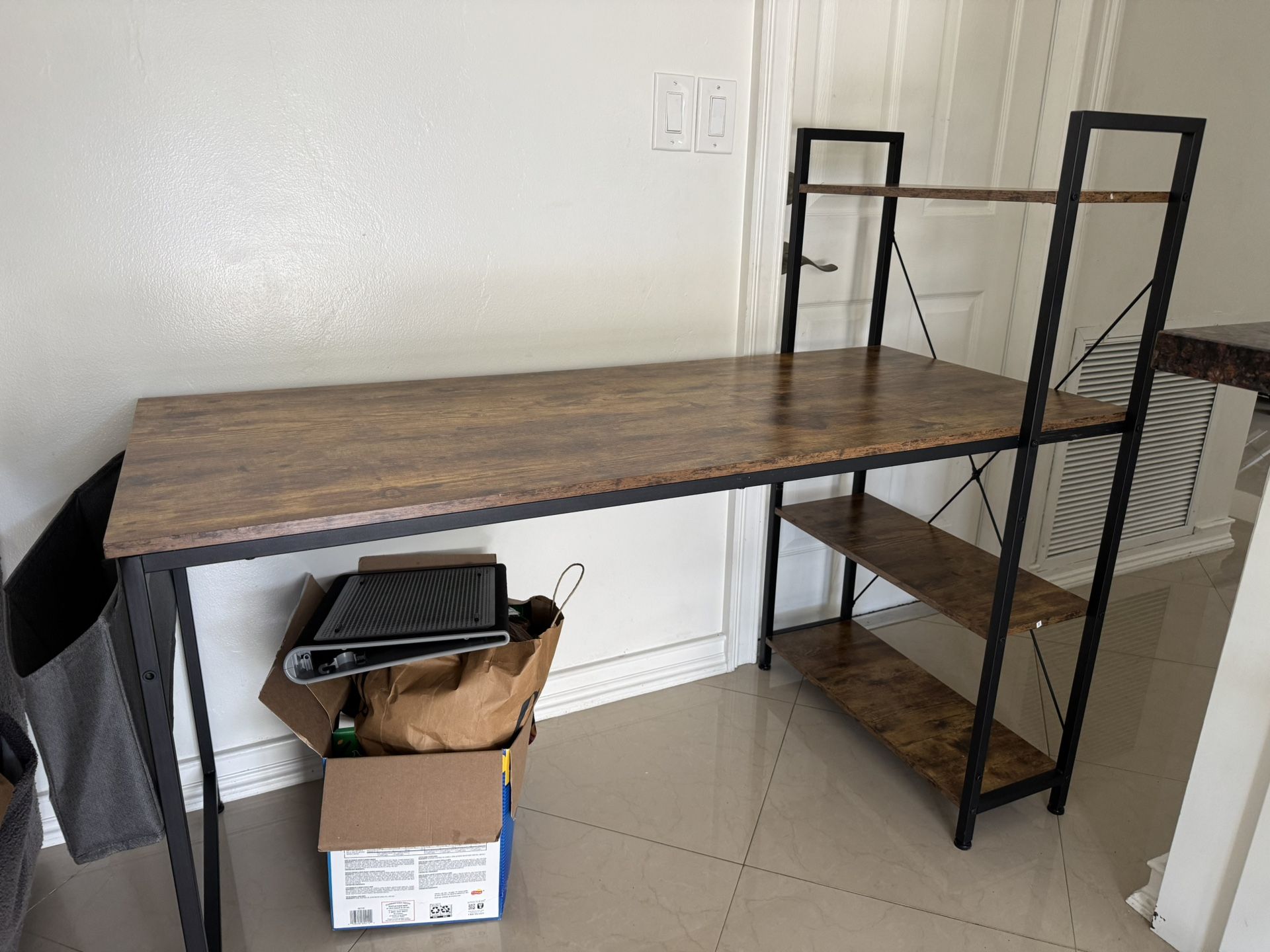 Beautiful Desk With Shelves