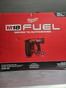 Milwaukee M18 Fuel 16 gauge finish nailer