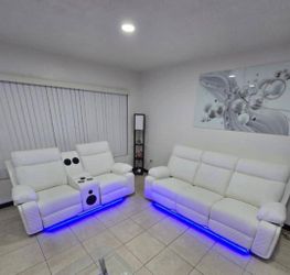 OFFER Living Room /Set Reclining/ New