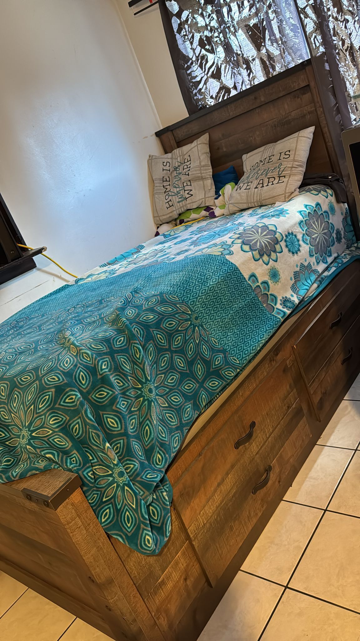 Twin Bed