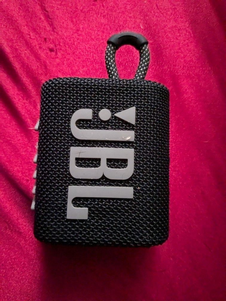 JBL Go 3 Bluetooth Speaker 