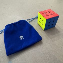 Gancube-Rubix Cube Amazing Condition