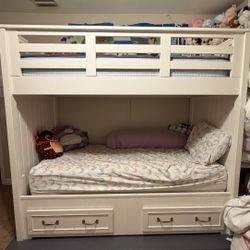 Pottery Barn Bunk Bed 