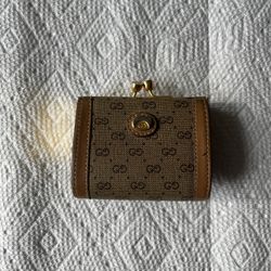 Gucci Vintage Monogram Coin Wallet