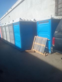 Portable restroom