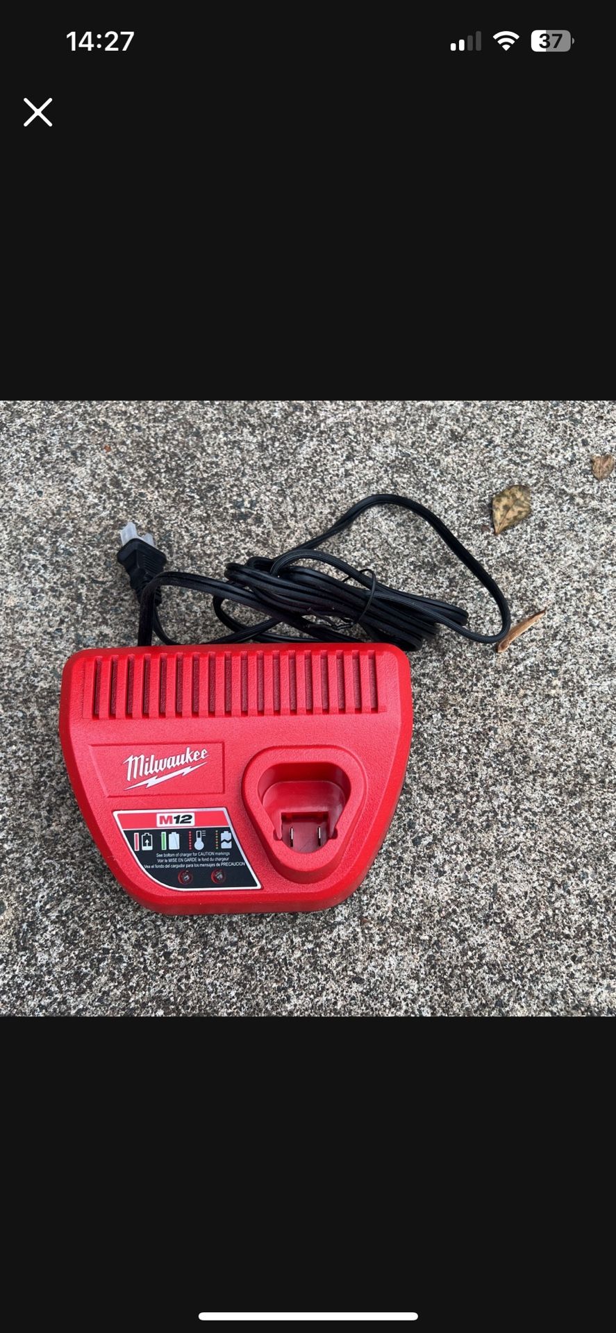Milwaukee M13 Charger