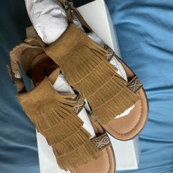 Minnetonka Sandals