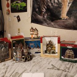 Vintage  Christmas Houses 