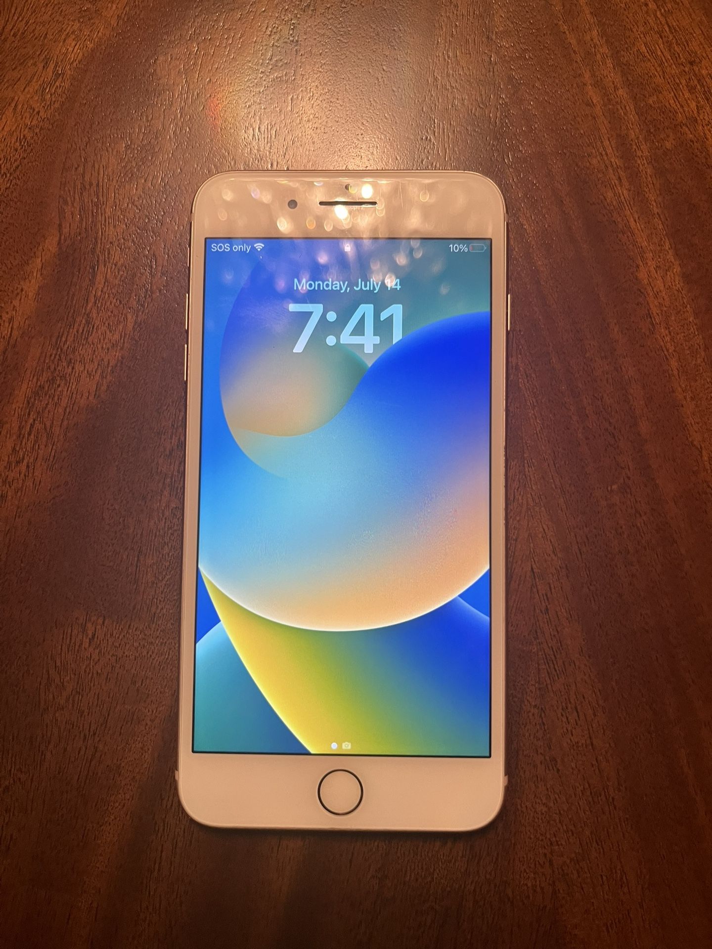 iPhone 8 Plus, Fully Unlocked 64GB