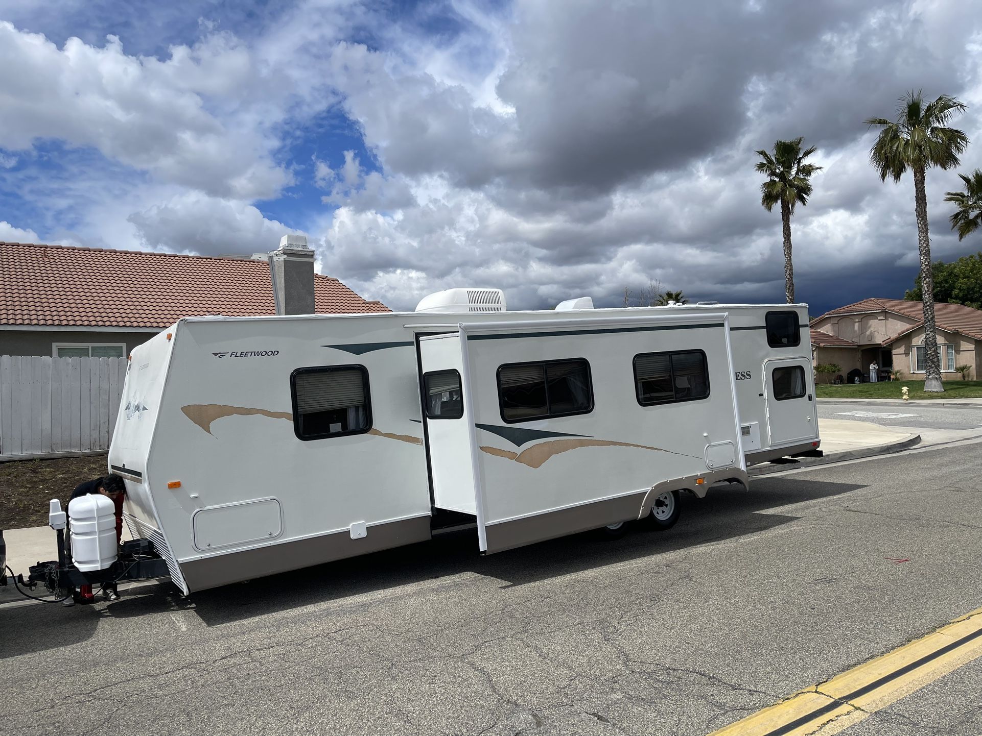 2006 Wilderness By Fleetwood 32FT With Super Slide & Bunkhouse Good Shape Ready To Go