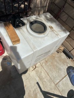 Detailing water tank