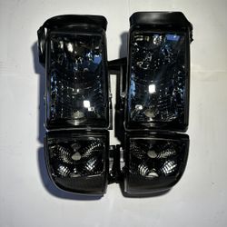 Dodge Ram 1500/2500/3500 Headlight Year 94-02