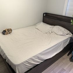 Full Size Bed Frame With Mattress 