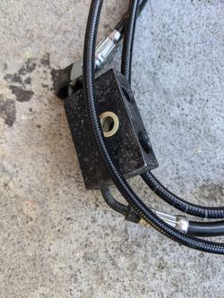 Harley xl883 Iron brake line ABS and Throttle Cable OEM