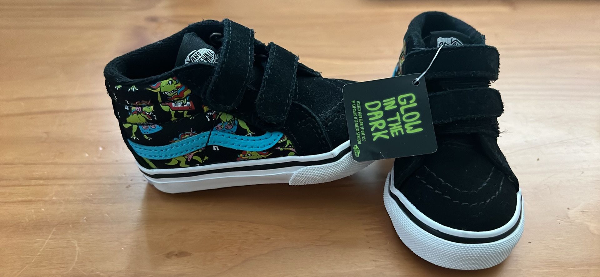 Vans Toddler Size 4.5 Brand New