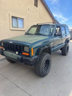 1998 JEEP CHEROKEE SPORT
