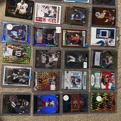 Football card lot (autos, patches, low numbered cards etc)