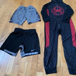 Boys Sz 6-7 Nike  Shorts & Spider-Man PJ  Hoodie Set , minor flaws