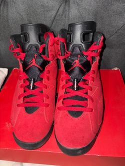 Air Jordan 6 Retro Toro Bravo Sneakers
