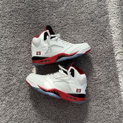 Jordan 5’s Fire Red