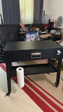 Outdoor prep bbq table