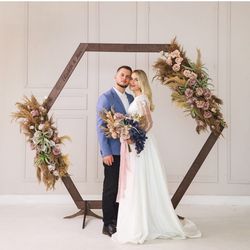 Wooden Wedding Arch hexagon