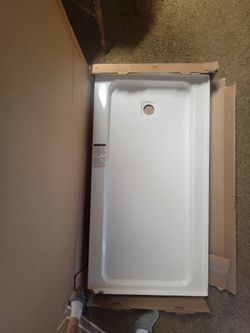 White Rectangular Shower Tray