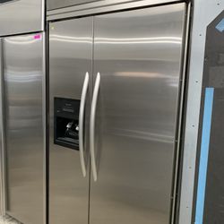 Kitchen Aid 42” Built In Refrigerator In Stainless Steel Used