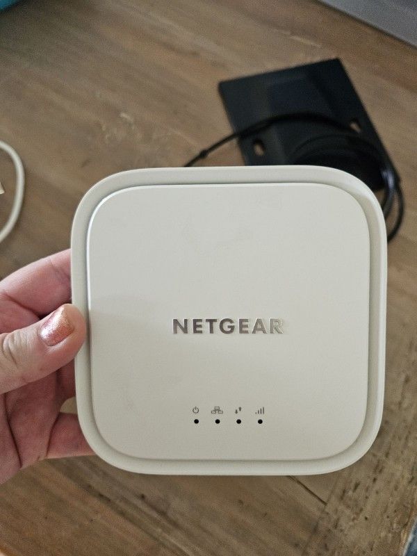 Netgear LTE Modem LM1200 With High-Power Antenna